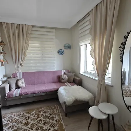 An Tale, An Dream, Garden House